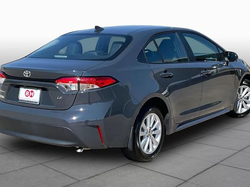 Used 2026 Toyota Corolla LE w/ LE Premium Package FWD image 13