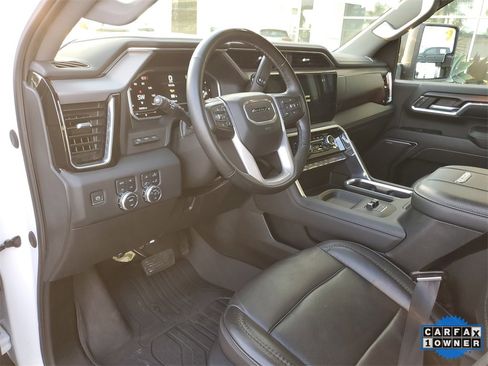 Used 2024 GMC Sierra 2500 Denali w/ Denali Reserve Package image 17