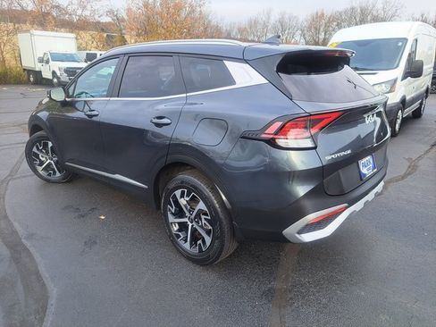 Used 2024 Kia Sportage EX image 8