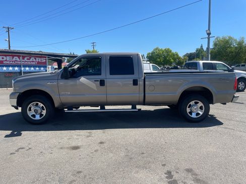Used 2006 Ford F250 Lariat AWD/4WD image 5