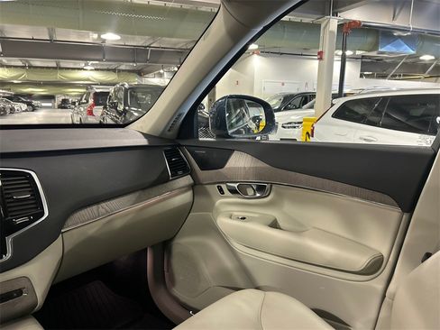 Certified 2023 Volvo XC90 B6 Plus w/ Protection Package Premier image 24