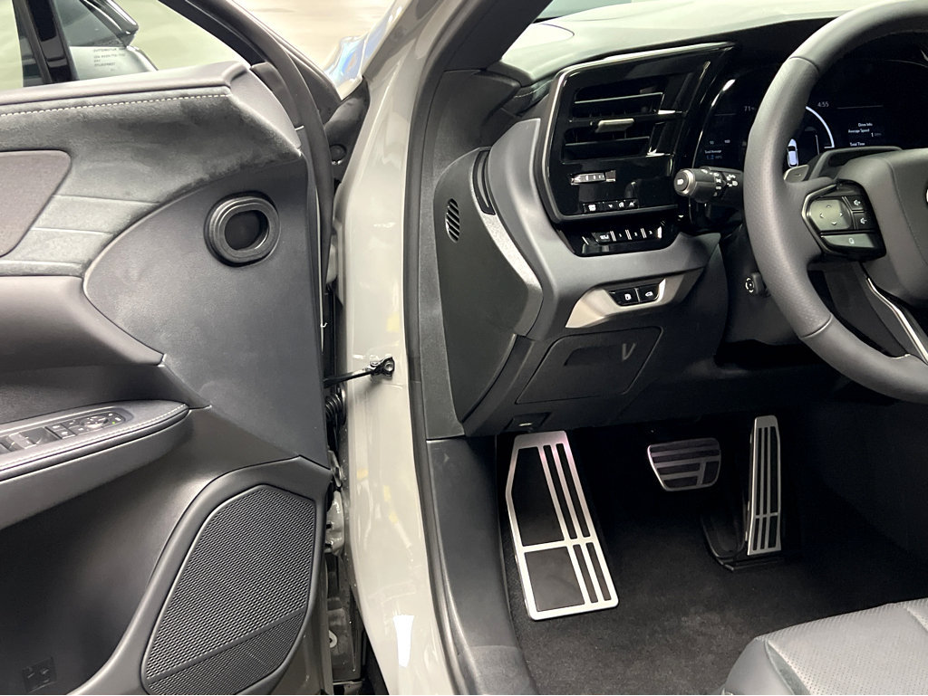 New 2026 Lexus RX 500h F Sport w/ Appearance Package AWD/4WD image 42