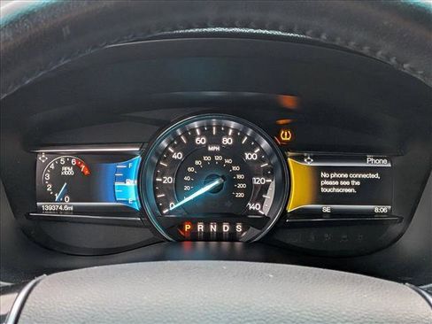 Used 2016 Ford Explorer Limited image 9