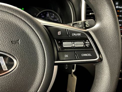 Used 2021 Kia Sportage LX AWD/4WD image 13