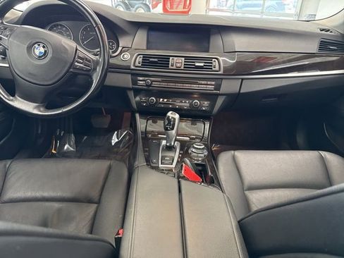 Used 2011 BMW 528i Sedan image 29