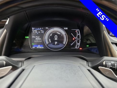 Used 2019 Lexus ES 300h image 22