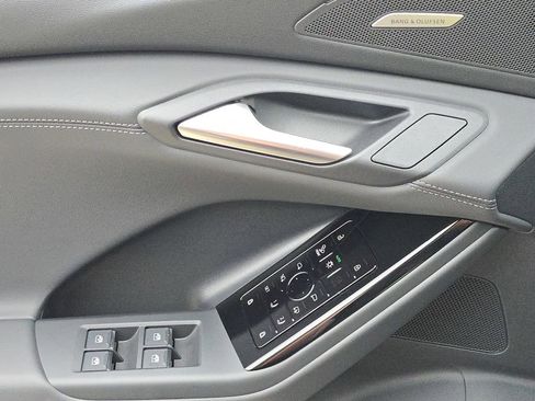 New 2027 Audi Q6 e-tron Premium Plus AWD/4WD image 19