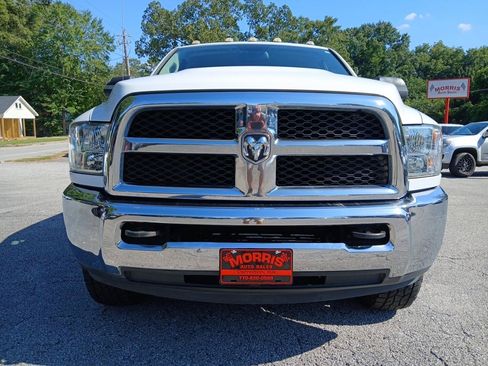 Used 2017 RAM 2500 Tradesman w/ Chrome Appearance Group AWD/4WD image 3