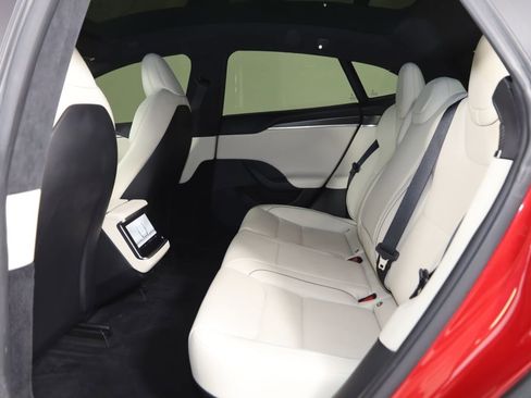 Used 2021 Tesla Model S Plaid image 52