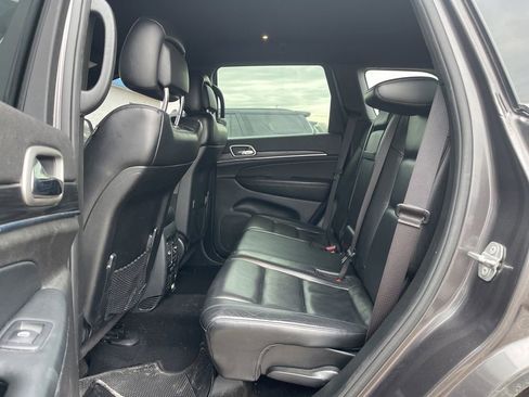 Used 2019 Jeep Grand Cherokee Limited AWD/4WD image 11
