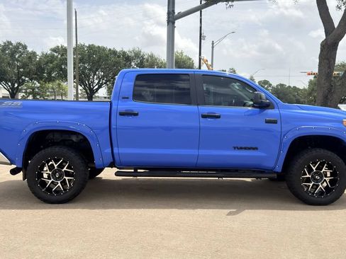 Used 2020 Toyota Tundra SR5 w/ SR5 Leather Package RWD image 6