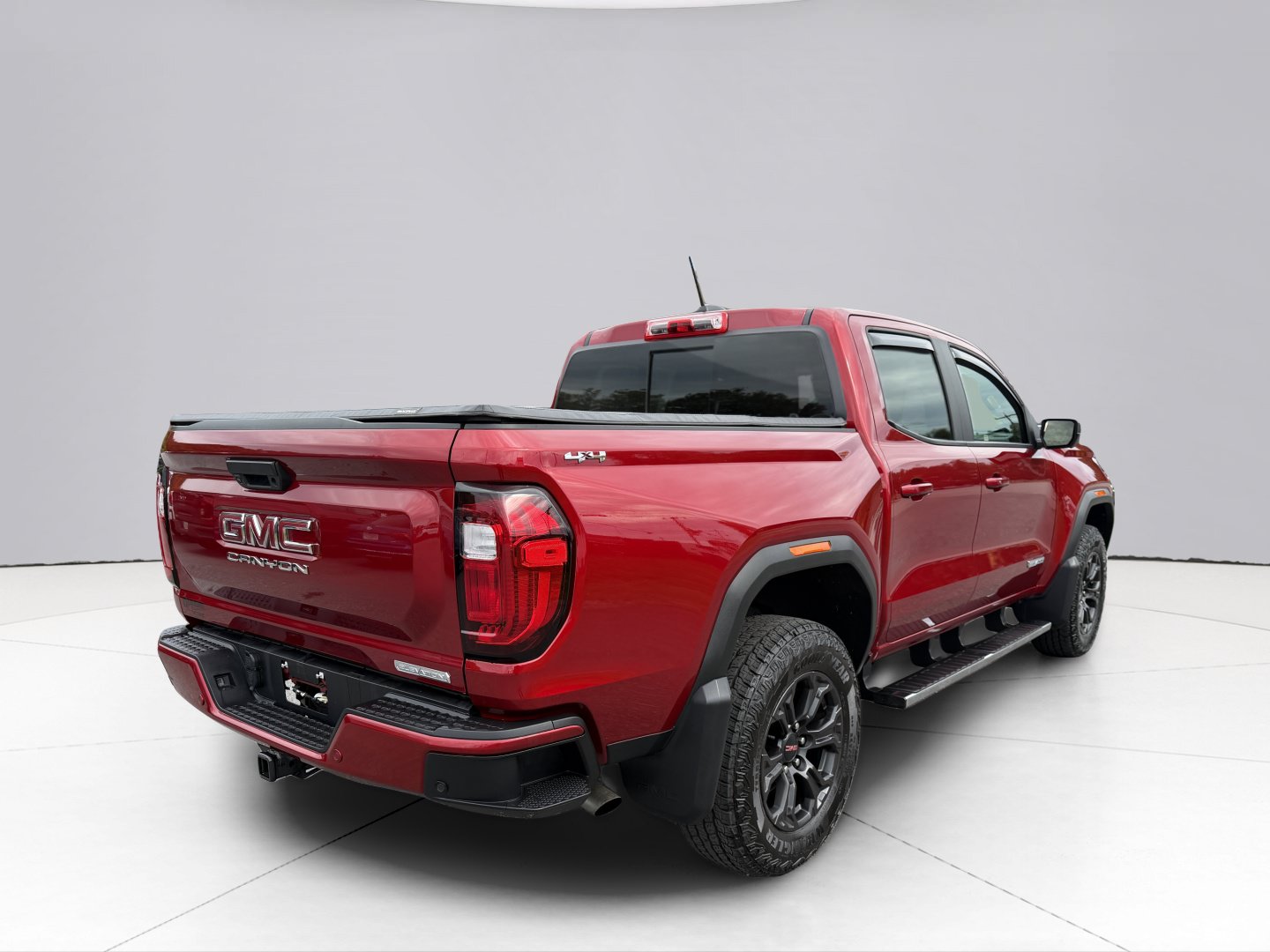 Used 2025 GMC Canyon Elevation w/ Convenience Package AWD/4WD image 9