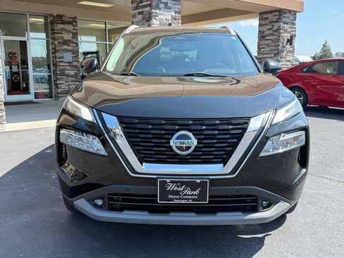 Used 2021 Nissan Rogue SL w/ Premium Package image 7