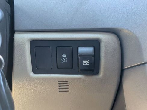 Used 2011 Toyota Tundra 4x4 CrewMax w/ TRD Off-Road Pkg image 19