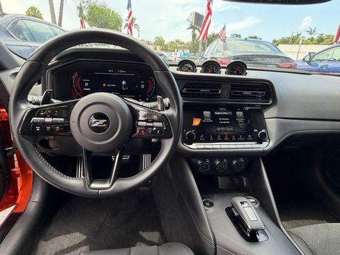 Certified 2024 Nissan Z Performance w/ Heritage Edition RWD image 12