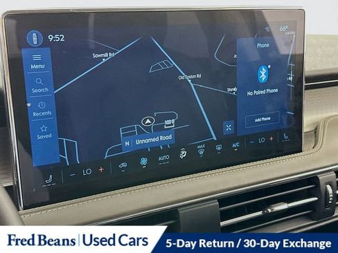 Used 2025 Lincoln Corsair AWD image 15