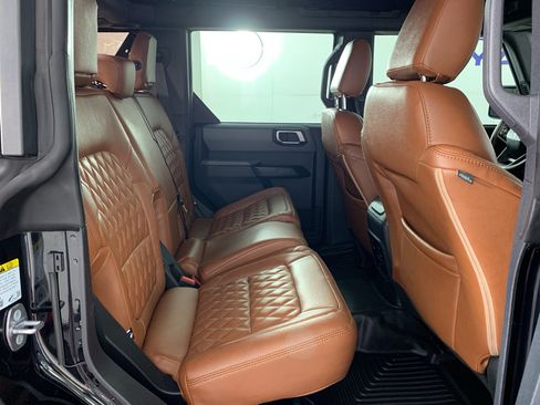 Used 2022 Ford Bronco 4-Door AWD/4WD image 37