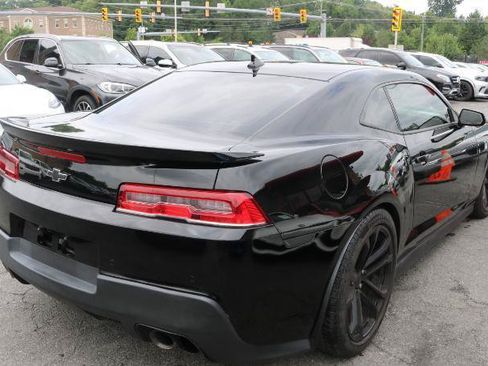 Used 2015 Chevrolet Camaro ZL1 RWD image 7
