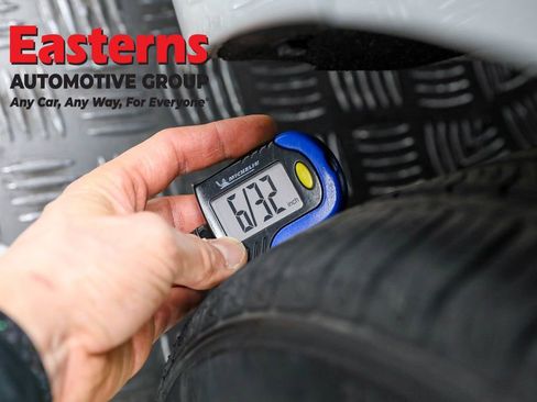 Used 2023 Toyota Camry SE image 25