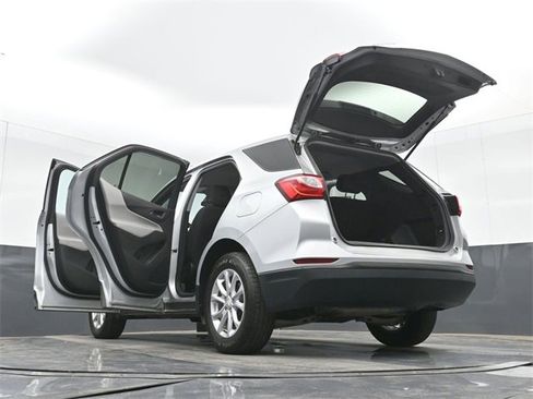 Used 2021 Chevrolet Equinox LS w/ LS Convenience Package image 54