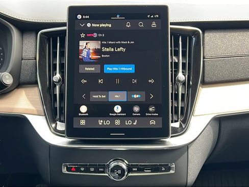 New 2026 Volvo XC90 B6 Plus AWD/4WD image 13