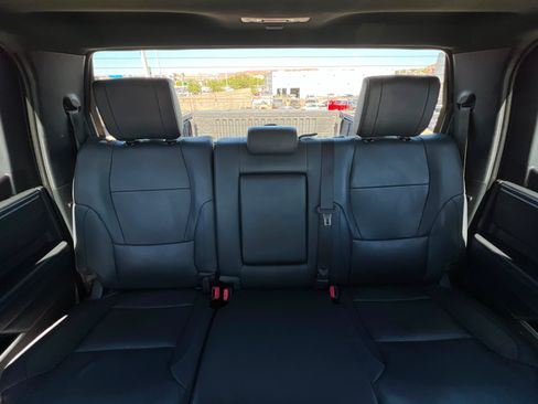 Used 2023 Toyota Tundra Platinum AWD/4WD image 25