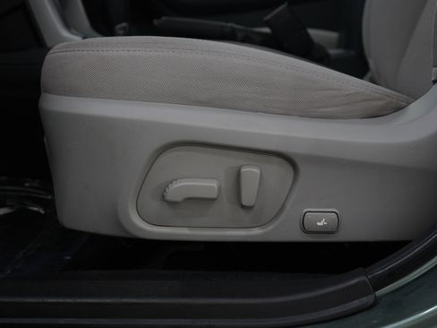 Used 2014 Subaru Forester 2.5i Premium w/ All-Weather Package AWD/4WD image 18