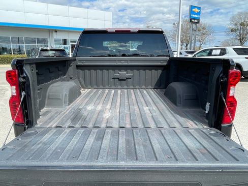 Used 2022 Chevrolet Silverado 1500 LT w/ Protection Package image 19