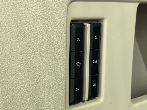 Used 2018 Lincoln Navigator L Reserve w/ Technology Package AWD/4WD image 24