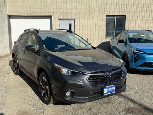 Used 2024 Subaru Crosstrek 2.0i Premium image 8