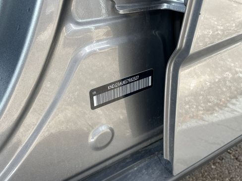 Used 2025 Kia Soul LX w/ LX Technology Package image 27