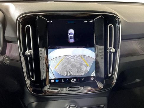 Used 2023 Volvo XC40 Recharge Plus AWD/4WD image 21