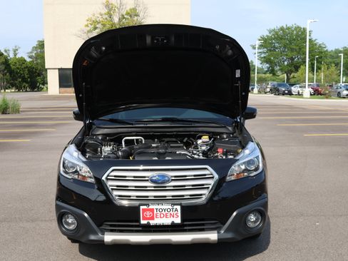 Used 2017 Subaru Outback 2.5i Limited AWD/4WD image 13