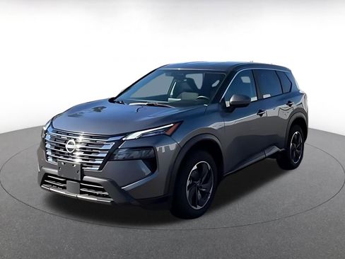 Used 2025 Nissan Rogue SV image 7