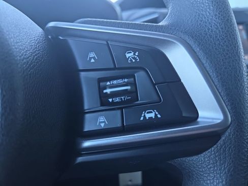 Used 2018 Subaru Impreza 2.0i Premium image 34