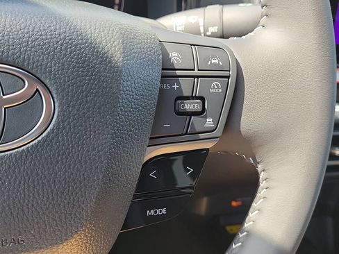 New 2026 Toyota Camry SE w/ Convenience Package FWD image 10