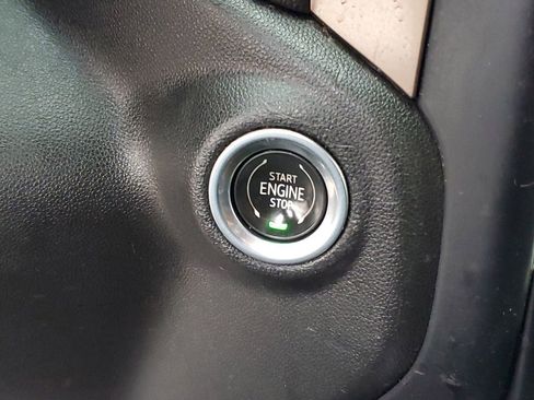 Used 2020 Chevrolet Silverado 2500 High Country image 28