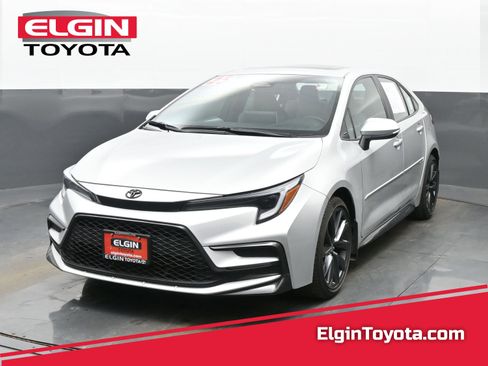 Used 2025 Toyota Corolla SE w/ SE Premium Package image 1