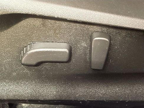 Used 2023 Subaru Crosstrek 2.0i Premium image 20