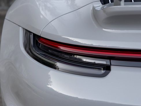Certified 2022 Porsche 911 Turbo image 20
