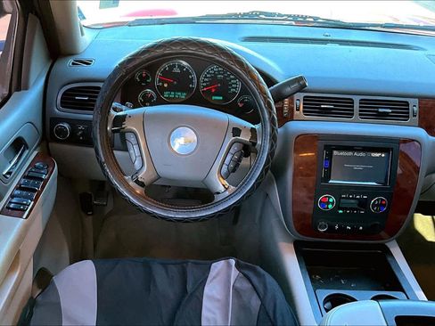 Used 2011 Chevrolet Tahoe LT image 5