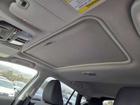 Certified 2025 Subaru Crosstrek 2.5i Premium AWD/4WD image 11