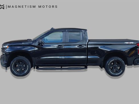 Used 2020 Chevrolet Silverado 1500 RST w/ True North Edition AWD/4WD image 2