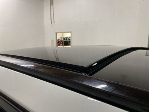 Used 2024 Jaguar F-PACE R-Dynamic S image 25