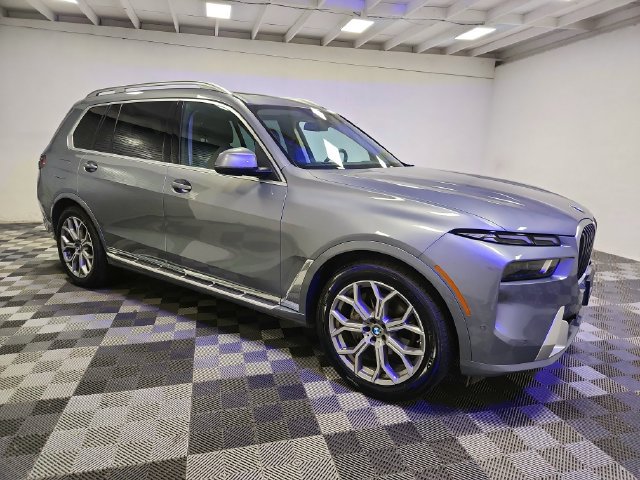 Used 2026 BMW X7 xDrive40i AWD/4WD image 1