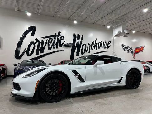 Used 2019 Chevrolet Corvette Grand Sport RWD image 1