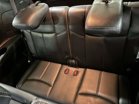 Used 2020 Nissan Pathfinder SL w/ Cargo Package AWD/4WD image 18