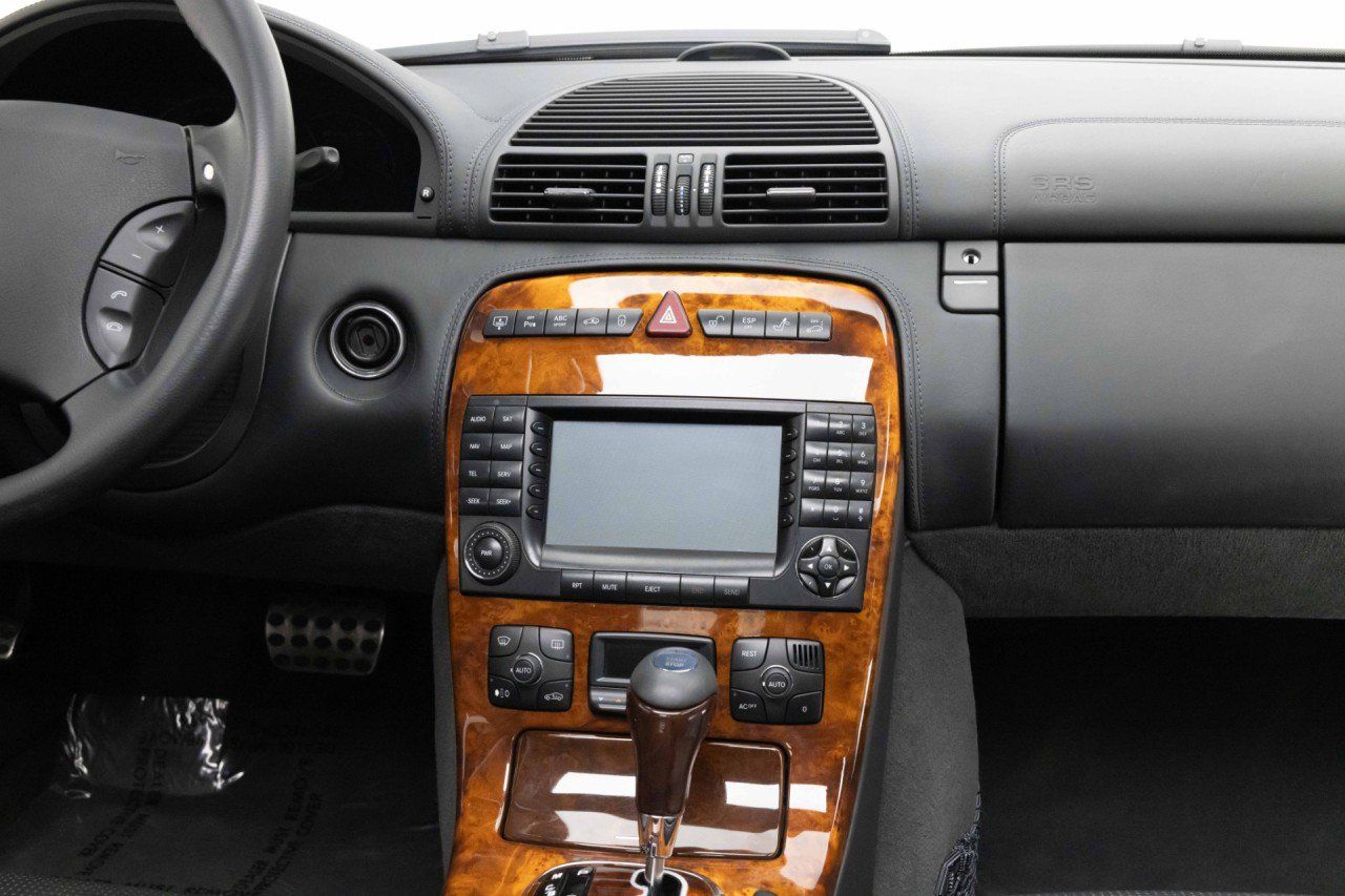 Used 2006 Mercedes-Benz CL 65 AMG image 22