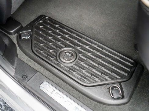 Used 2022 RAM 1500 Laramie AWD/4WD image 12