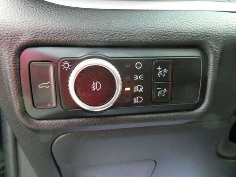 Certified 2023 Ford Explorer XLT w/ Equipment Group 202A image 26